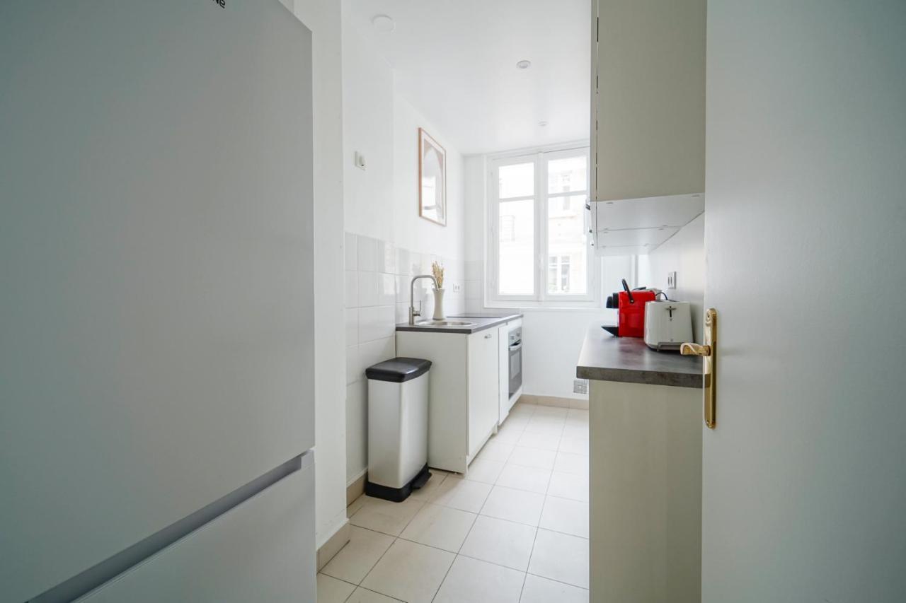 Next To Palais Des Congres - * Neuilly-sur-Seine