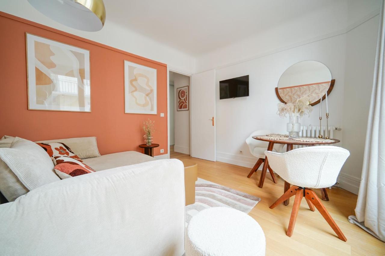 Next To Palais Des Congres - * Neuilly-sur-Seine